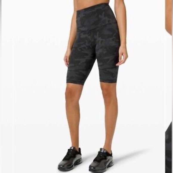 Lulu Lemon Align High Rise Shorts ‘10 Camo | Size 4/ Small - Picture 5 of 10